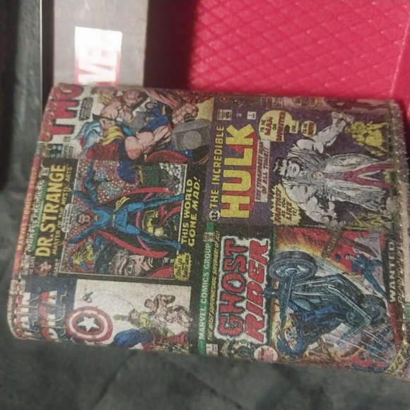 Super hero genuine leather Trifold wallet - Picture 4 of 8